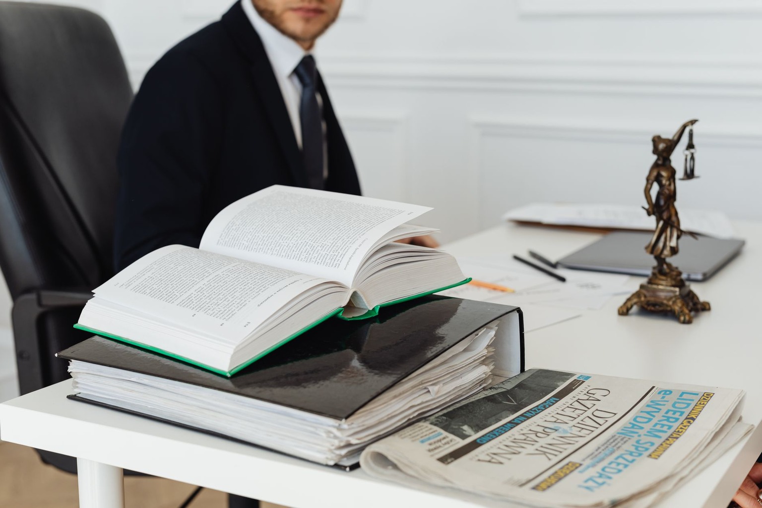 Court records retention policies — Train Court Personnel and Stakeholders on Retention Policy Compliance